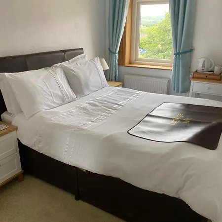 Birtley House Bed And Breakfast Robin Hood's Bay Exterior photo