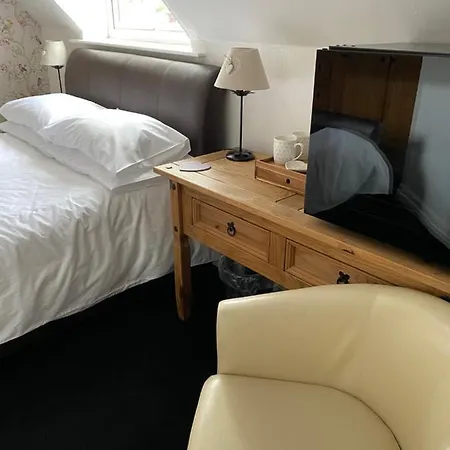 Birtley House Bed And Breakfast Robin Hood's Bay Exterior photo