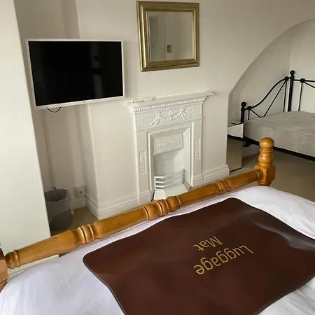 Birtley House Bed And Breakfast Robin Hood's Bay Exterior photo