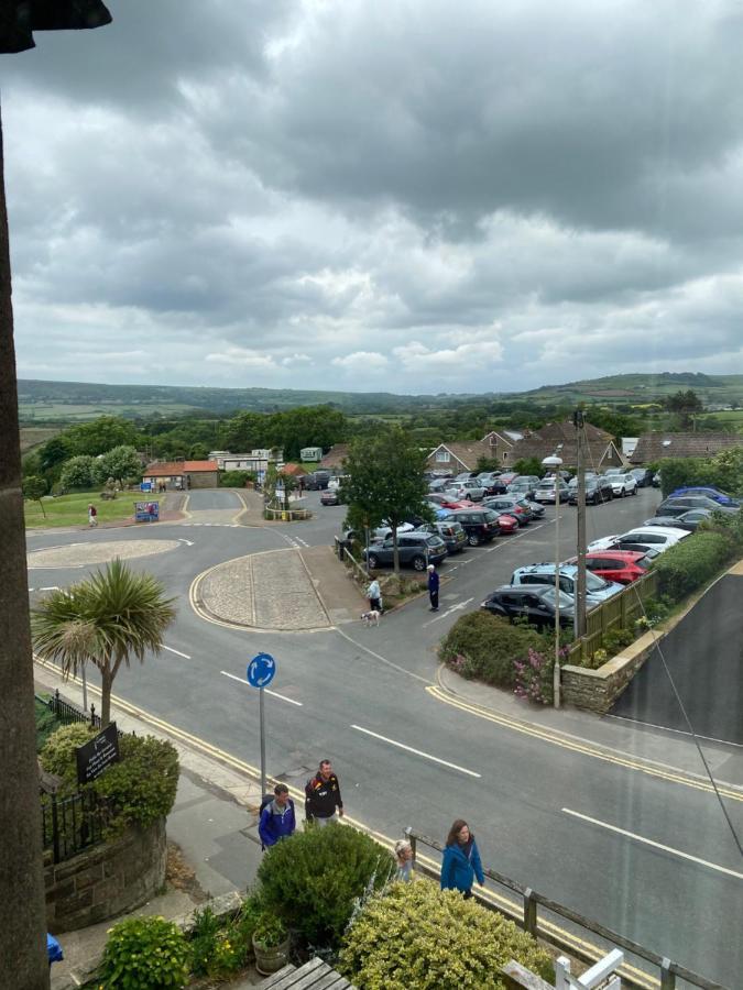 Birtley House * Robin Hood's Bay